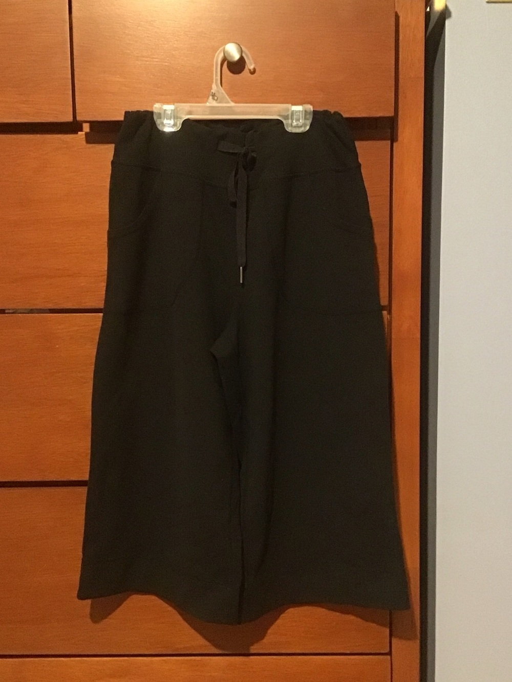 lululemon athletica Black Wide-Leg Drawstring Bermuda Shorts